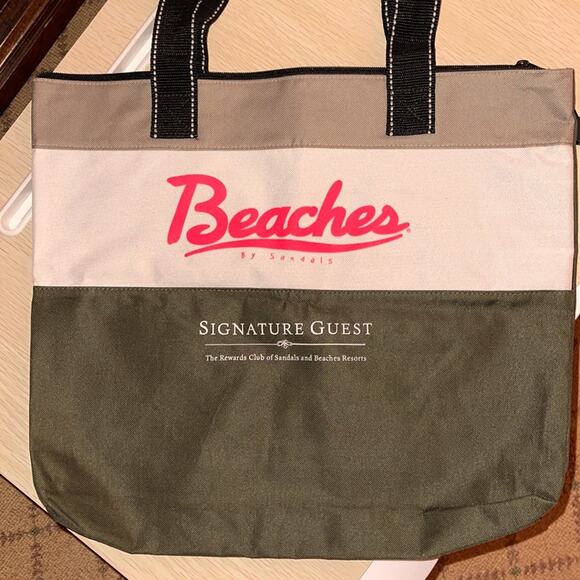 Beaches Resorts canvas tote bag  NWOT - Picture 1 of 7